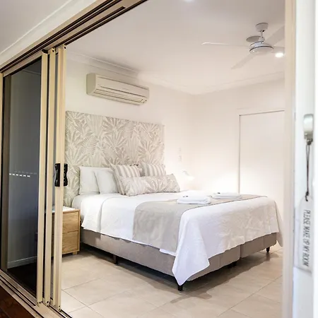 Blue Summit Hideaway Hotel Yungaburra Exterior photo